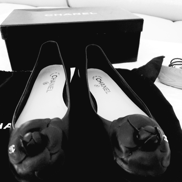 Chanel Camellia flats, size 38.5, black - Picture 3 of 14
